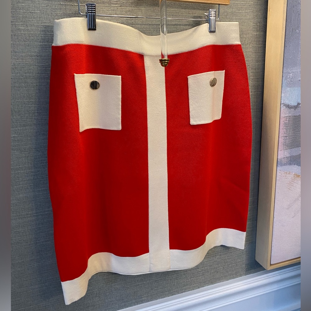 Anne Klein Knit Skirt, Size L, New with Tags!